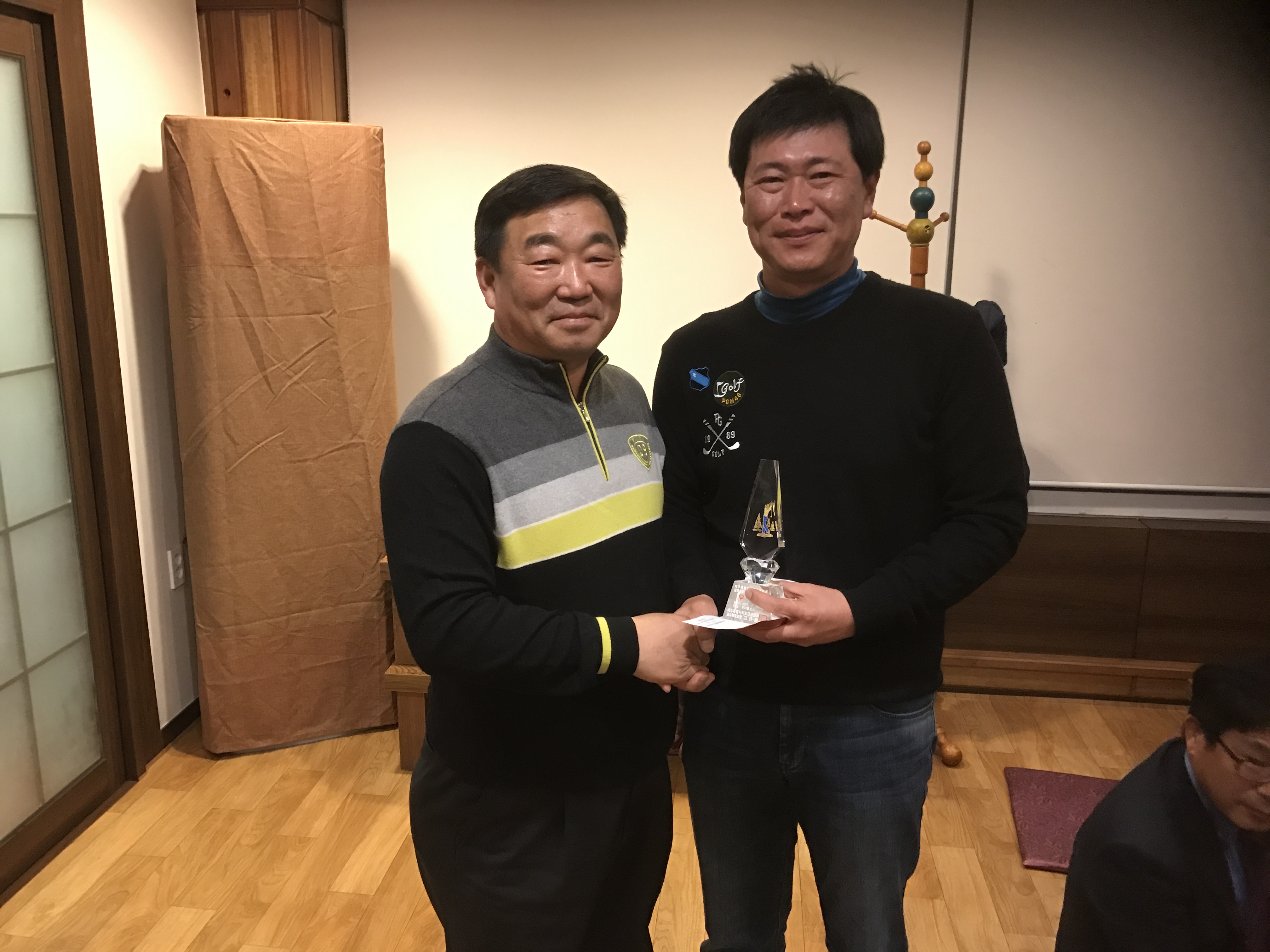 우승 송문혁.jpg