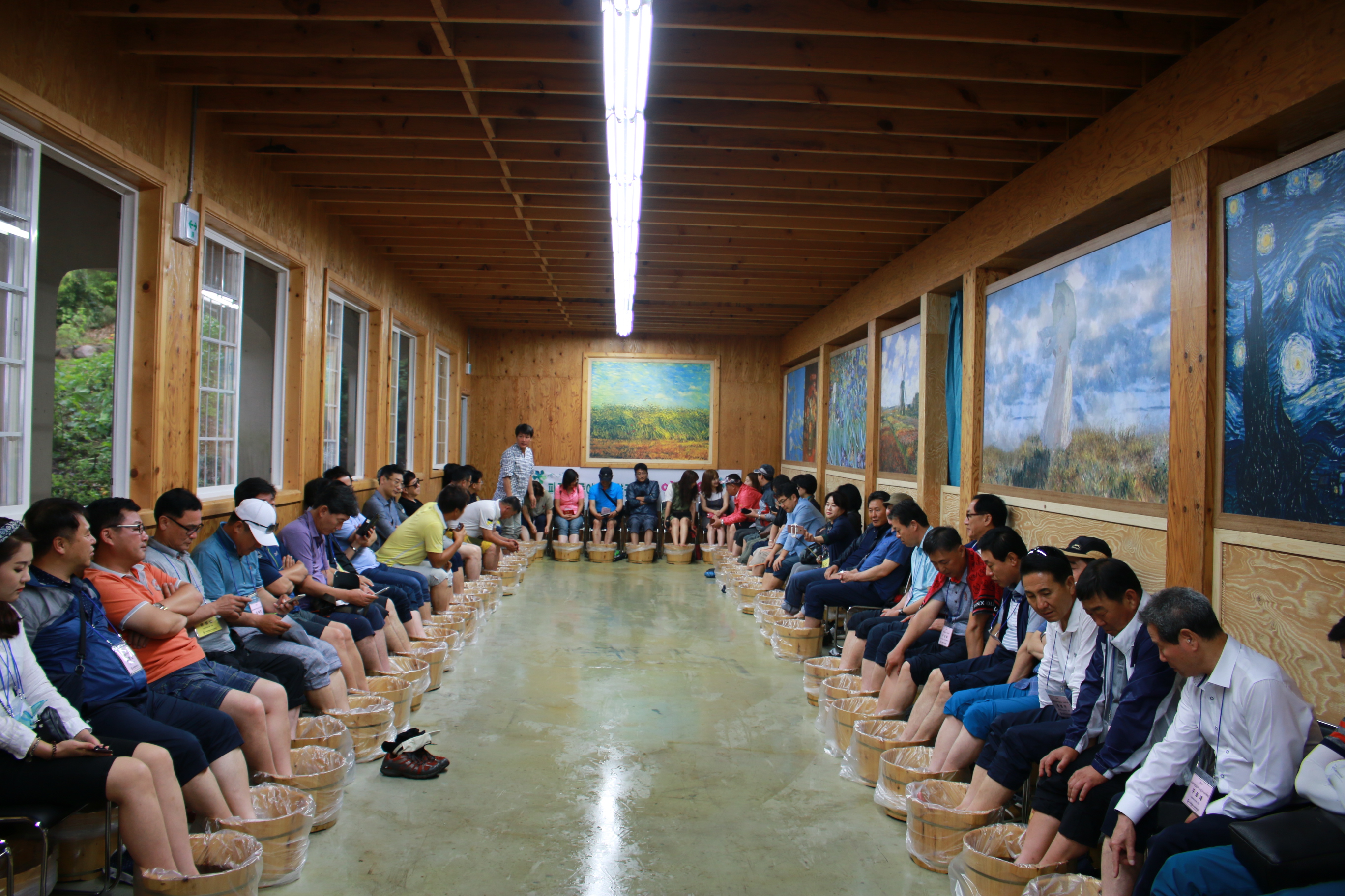 하미앙와인밸리 족욕체험.JPG